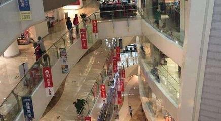 繁華落盡 長沙一家昔日熱鬧商場(chǎng)的興衰啟示