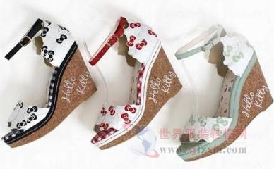 RANDA與Hello Kitty夢幻聯(lián)動，推出夏日限定涼鞋引領(lǐng)時尚潮流